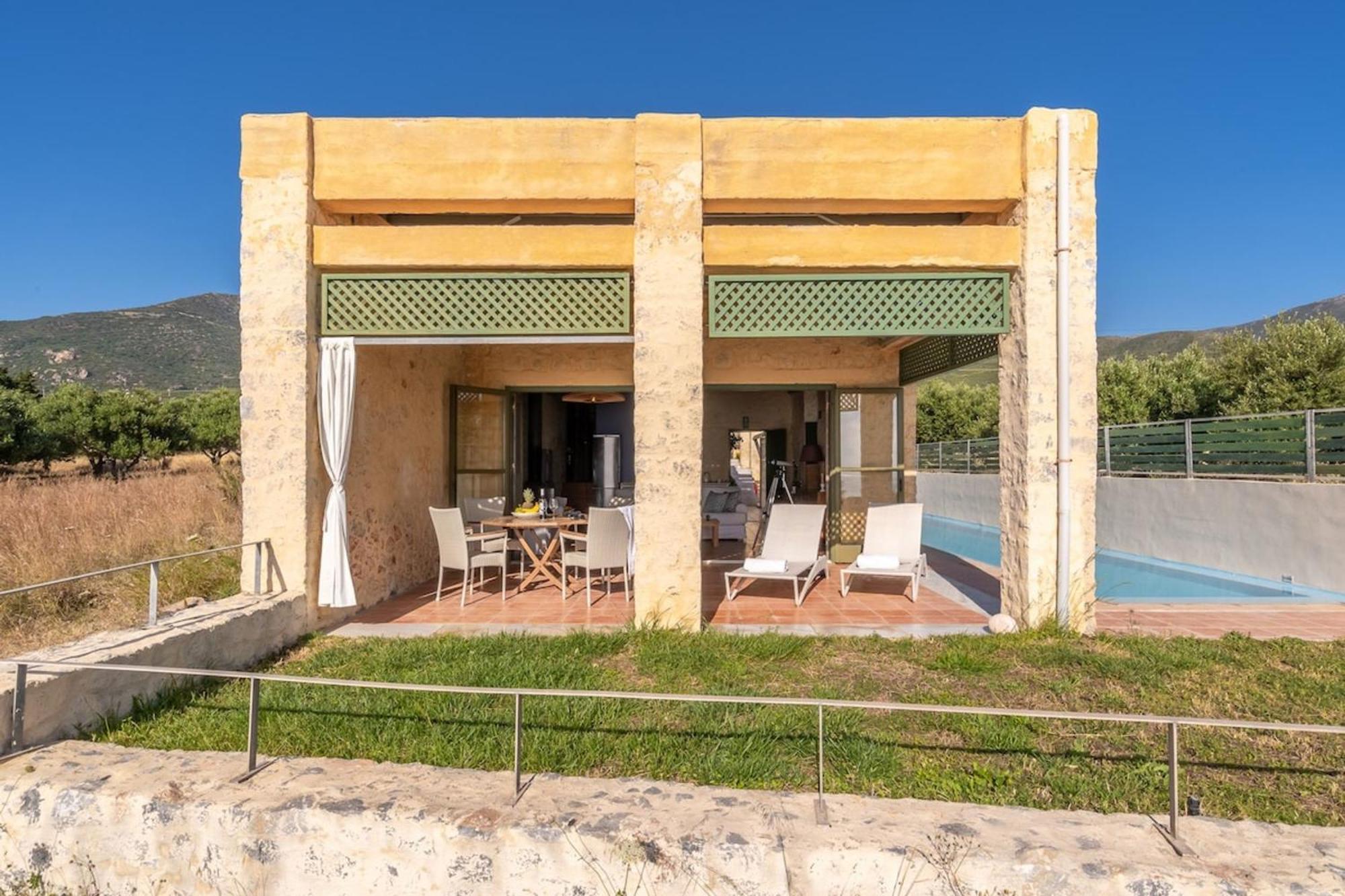 Villa Mediterranea, With Heated Pool Livadia  외부 사진