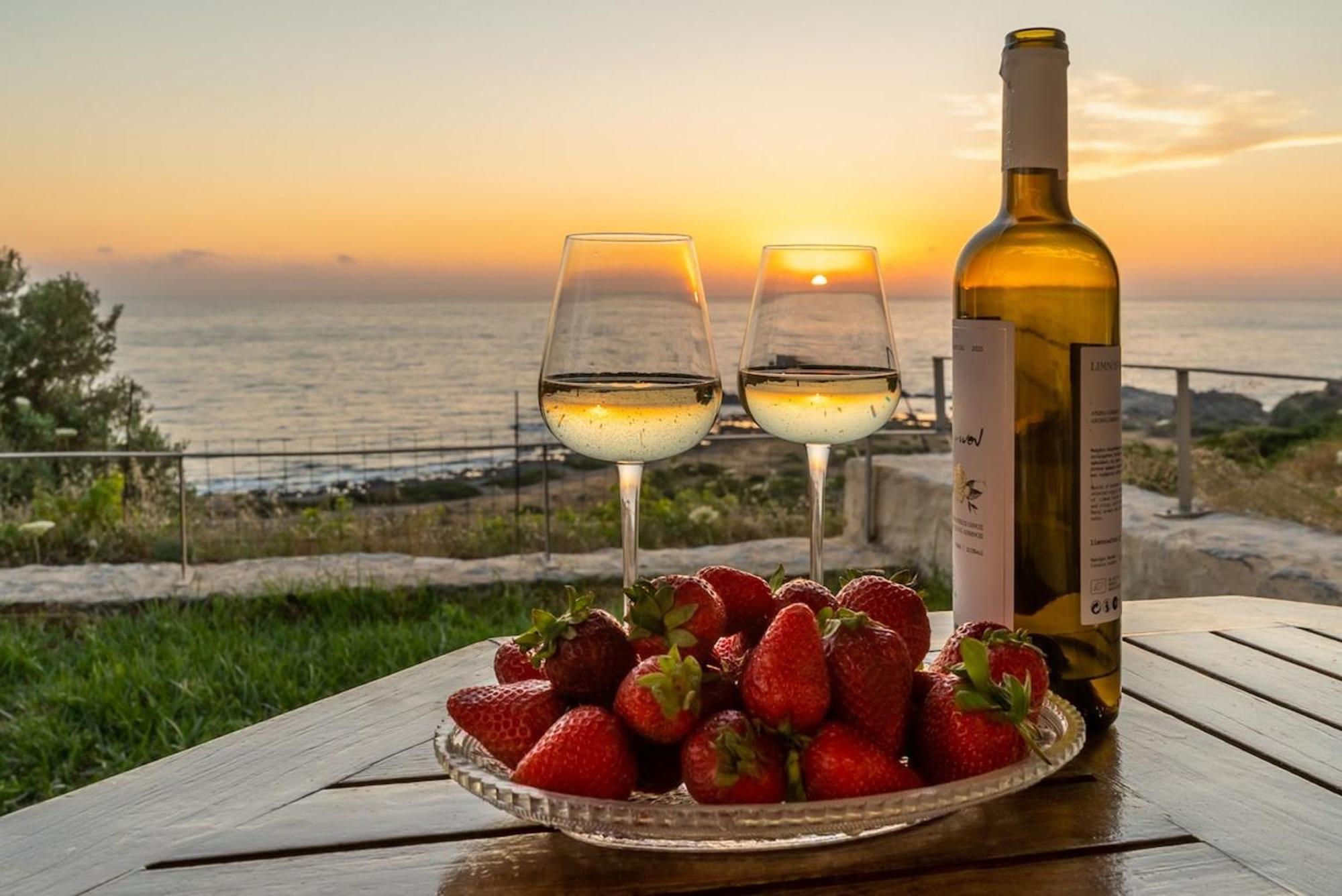 Villa Mediterranea, With Heated Pool Livadia  외부 사진