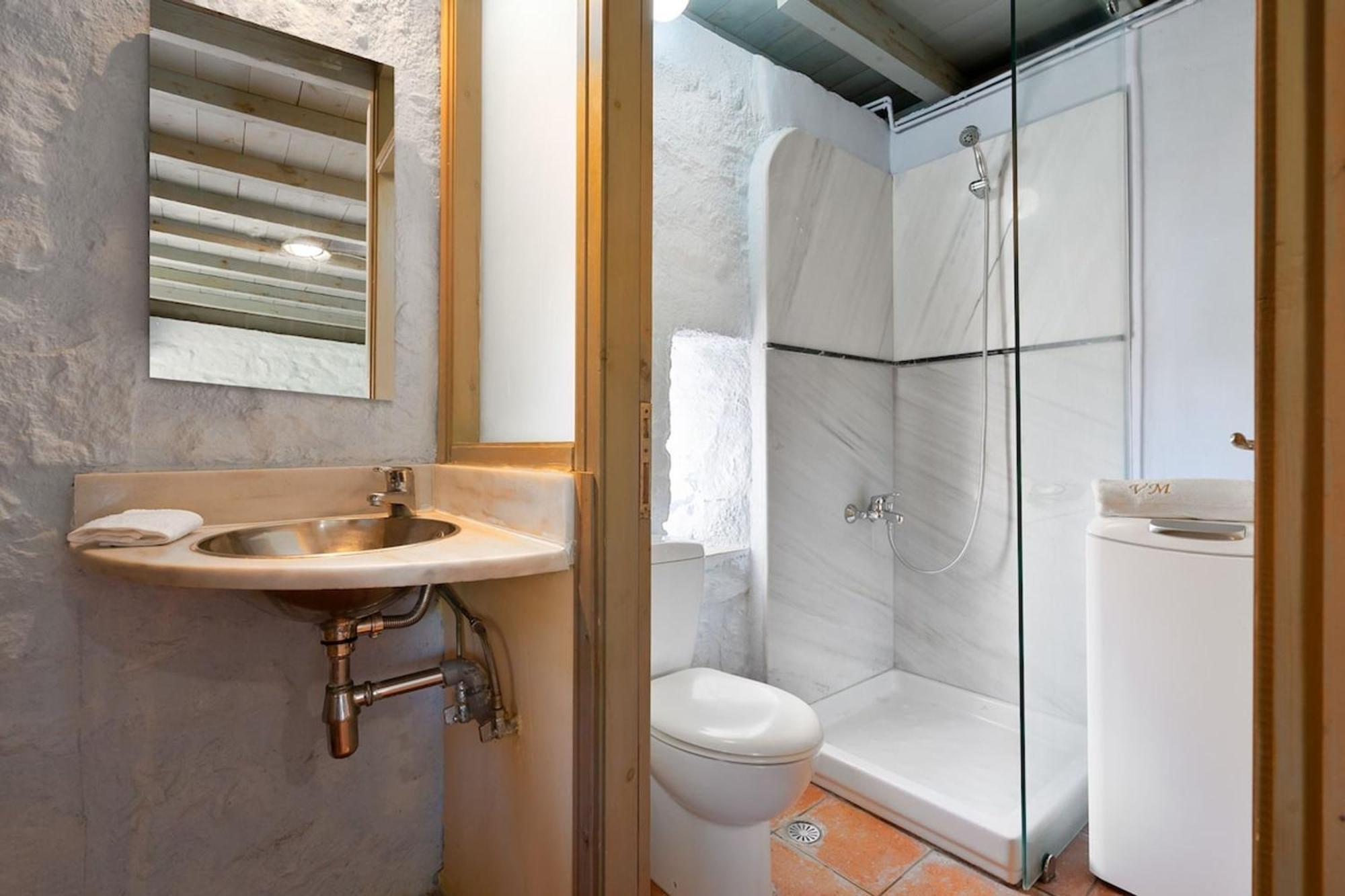 Villa Mediterranea, With Heated Pool Livadia  외부 사진