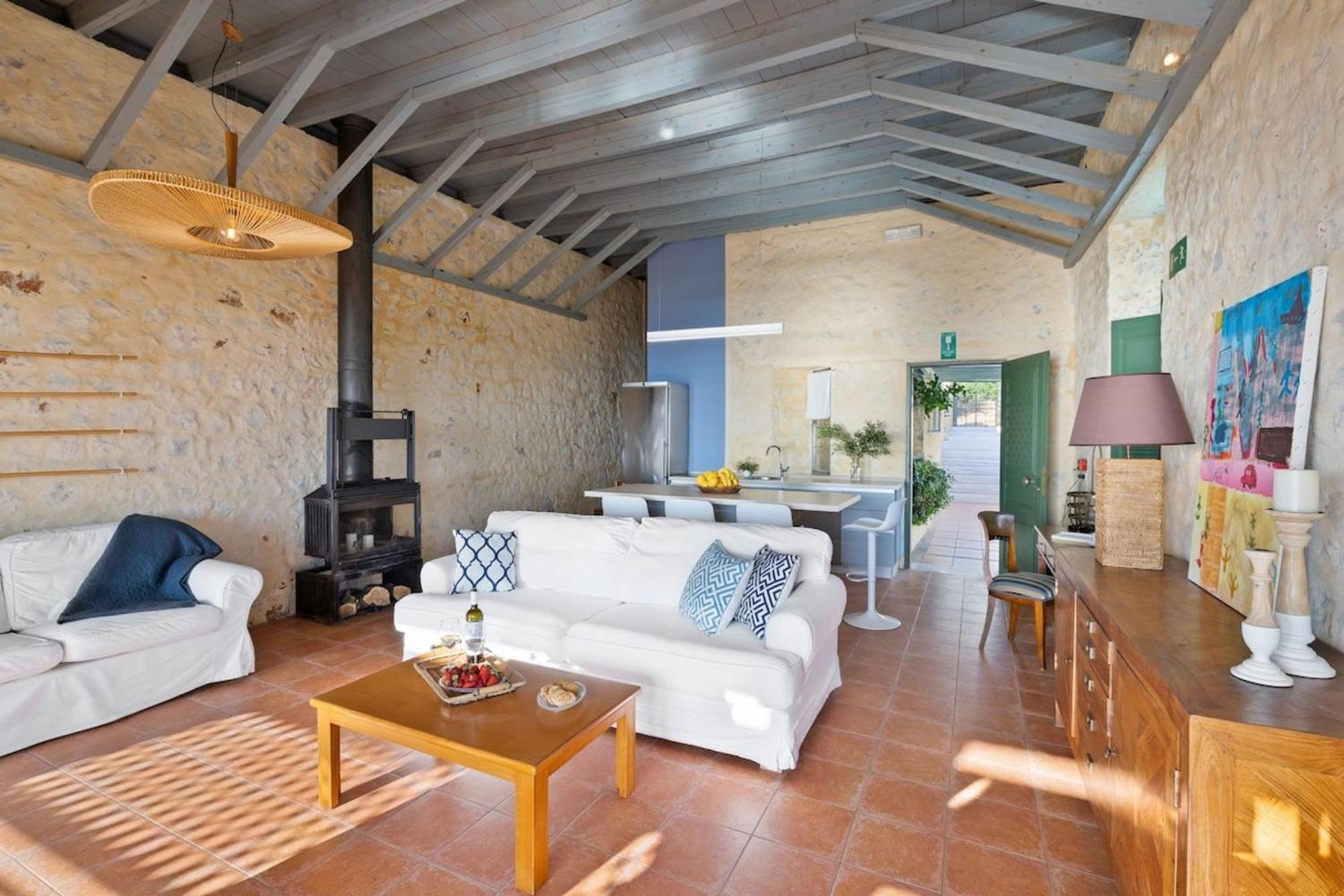 Villa Mediterranea, With Heated Pool Livadia  외부 사진