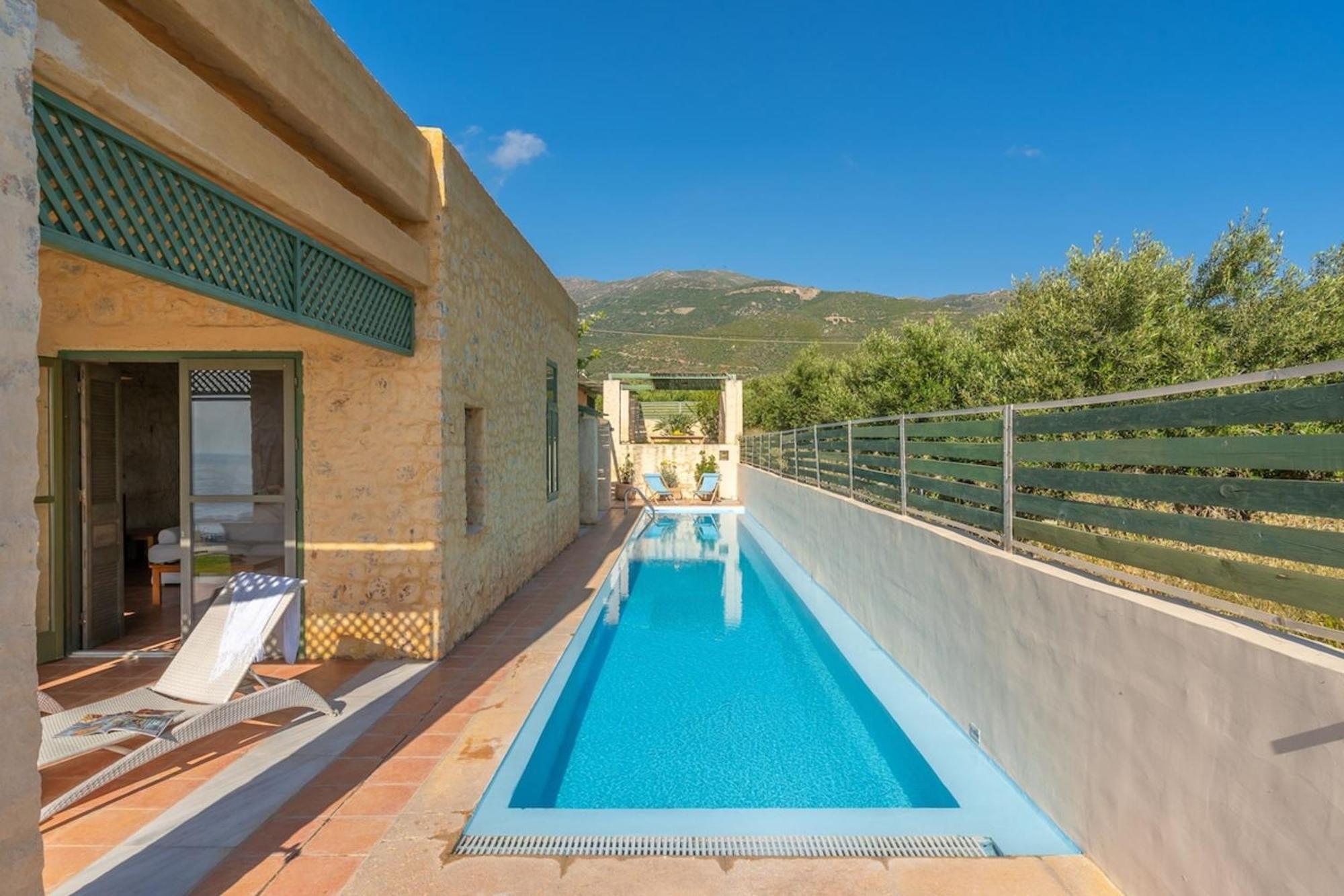 Villa Mediterranea, With Heated Pool Livadia  외부 사진