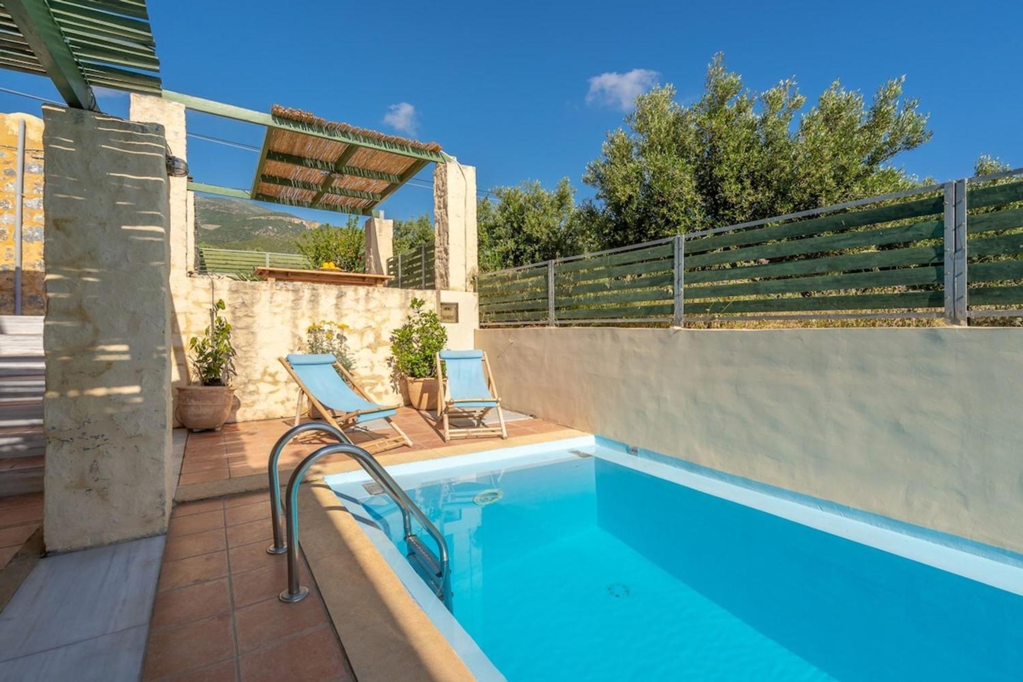 Villa Mediterranea, With Heated Pool Livadia  외부 사진