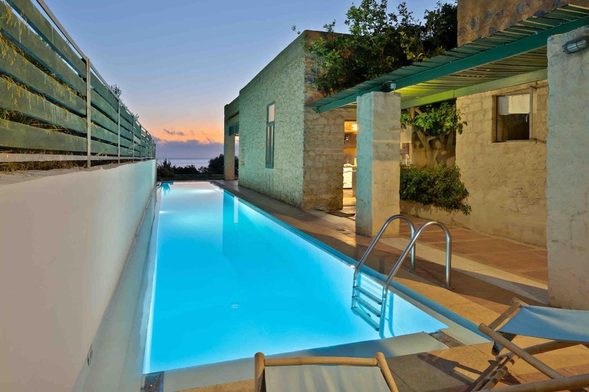 Villa Mediterranea, With Heated Pool Livadia  외부 사진